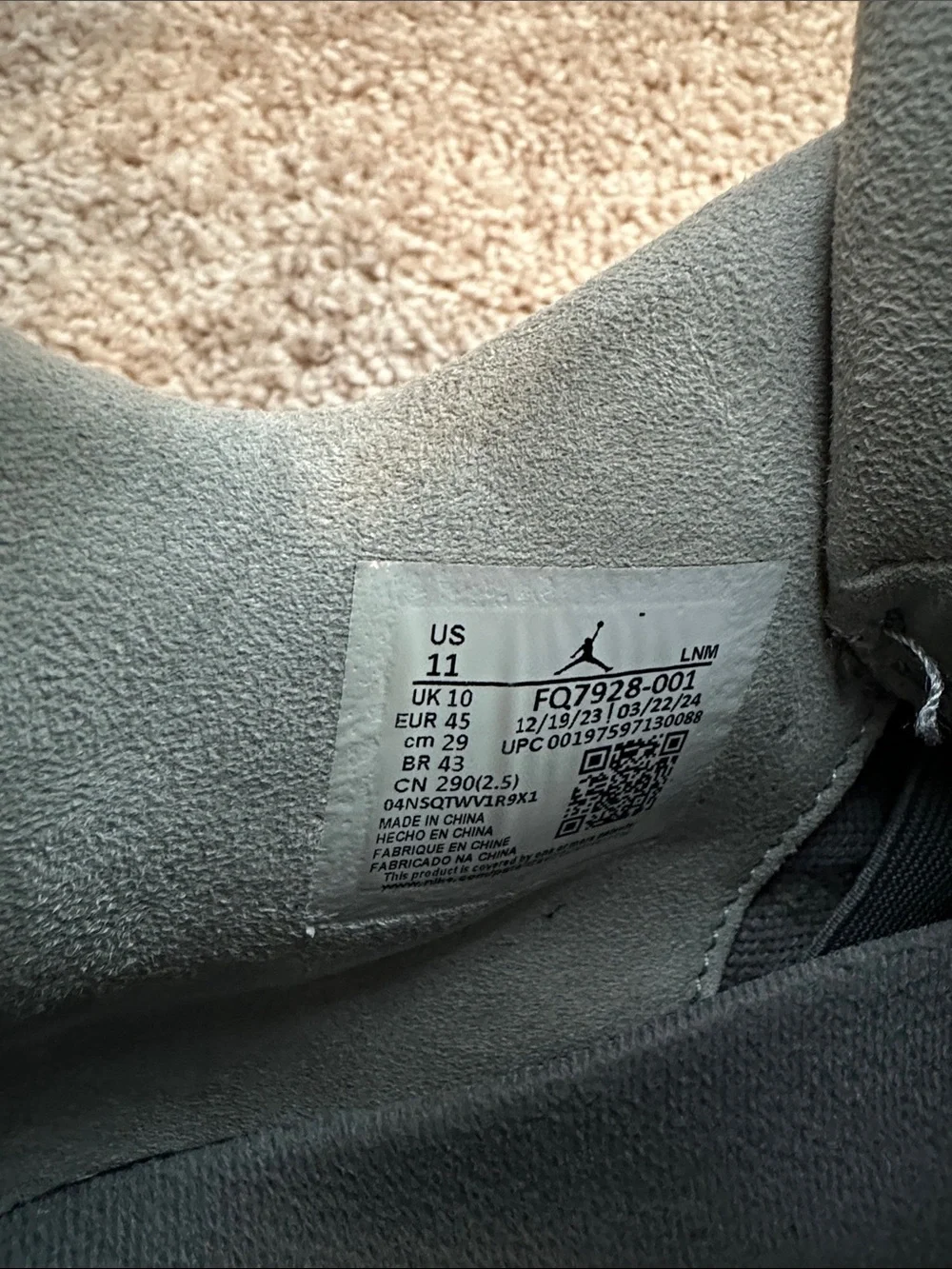 Jordan Air Jordan 4 Retro SE Paris Men’s Shoes — Grey size 11